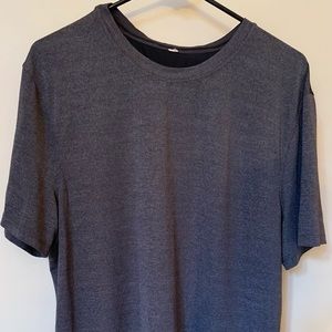 Lulu size Large workout shirt